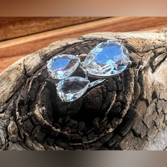 NWT Authentic Millenia Swarovski Crystal Ring Cocktail Pear Cut Rhodium Plate 50 - Picture 4 of 12